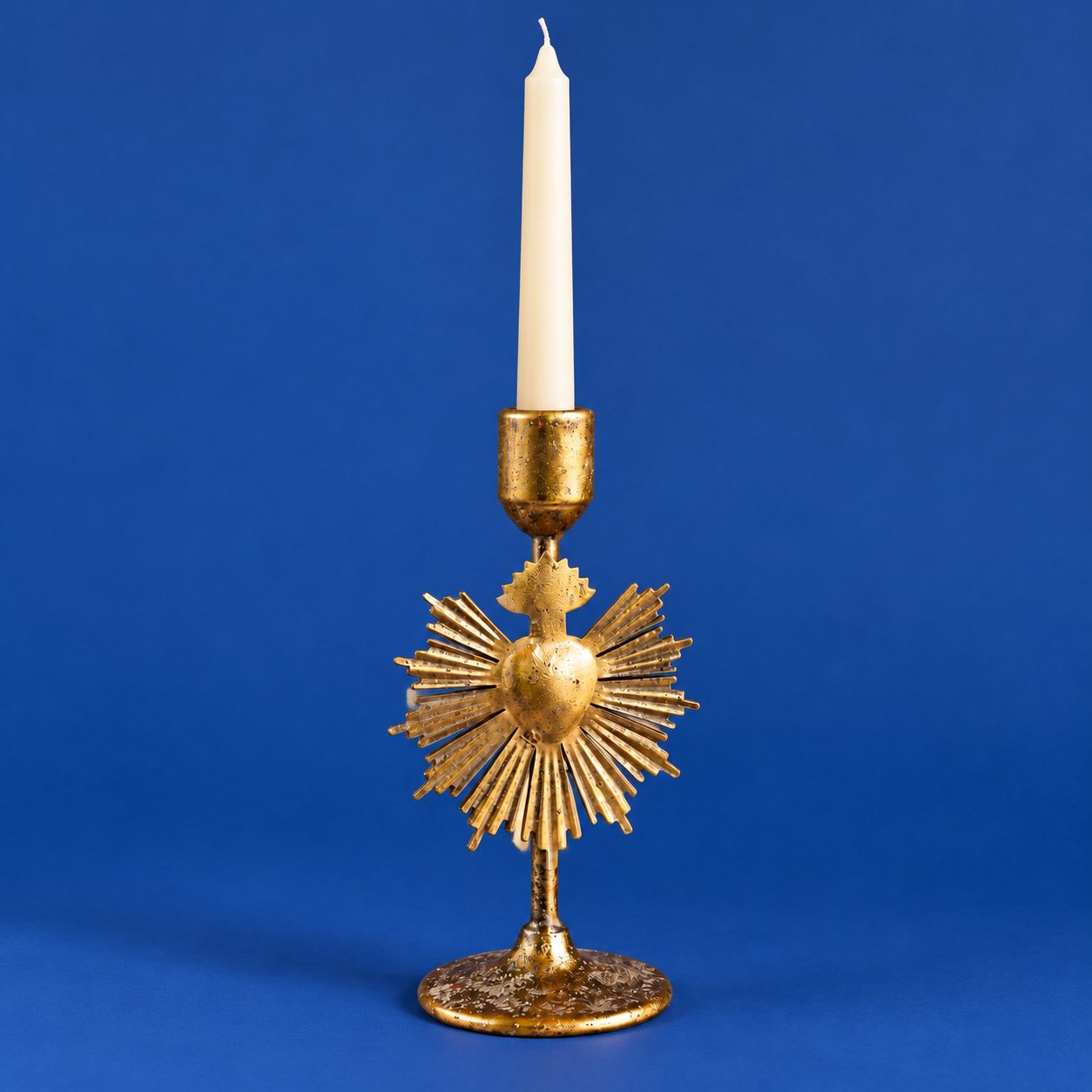 Bougeoir Cœur Milagro en or ancien sur fond cobalt