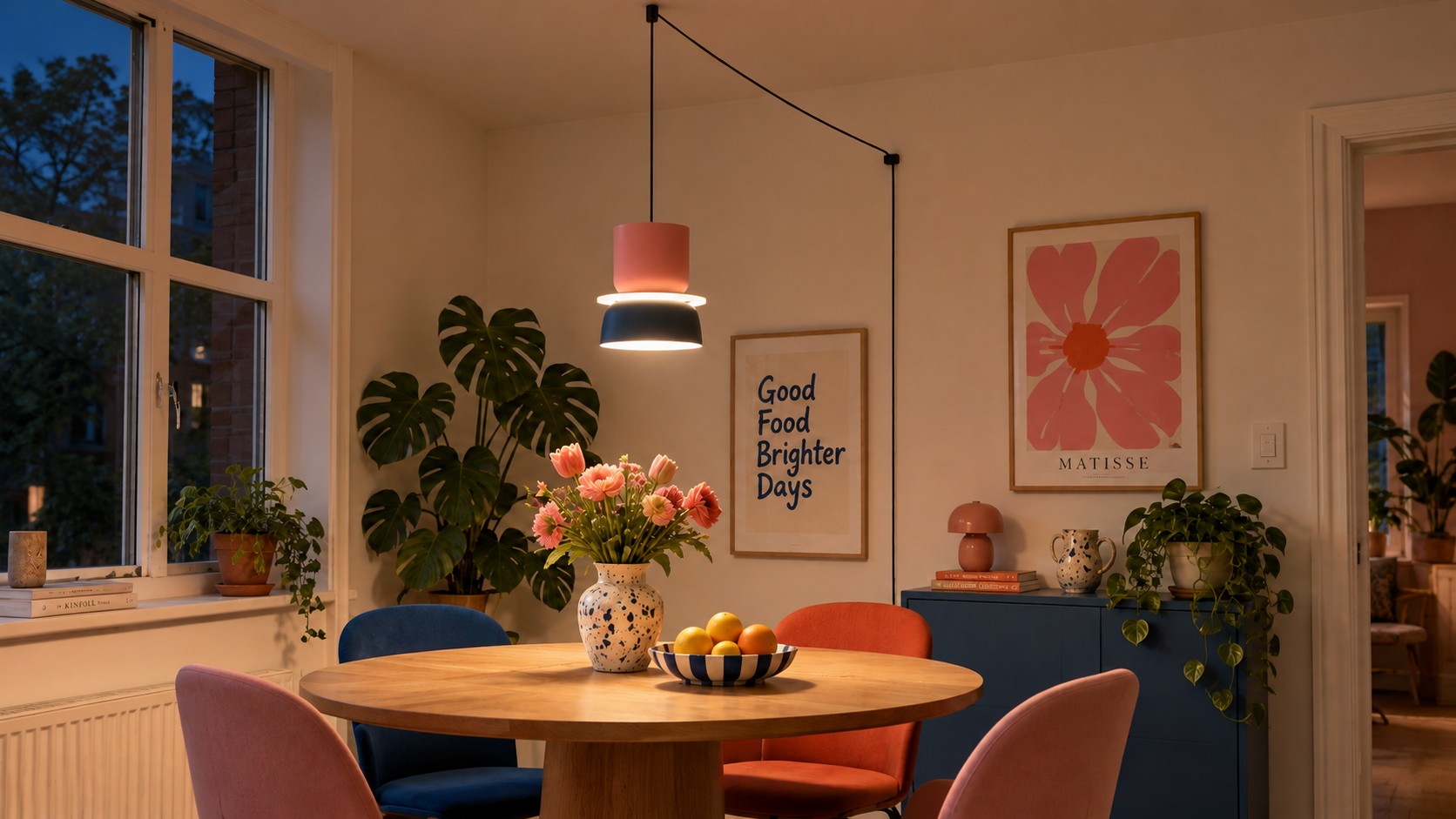 Macri pendant light on
